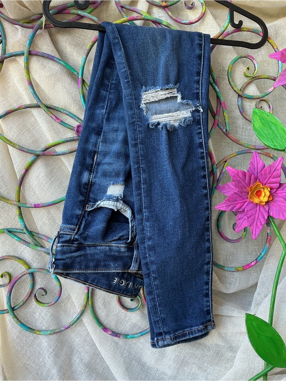 American Eagle Outfitters Dark Blue Distressed Women's Jeans